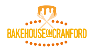 Diseño de Logo por patriciaparadesign para Showside Holdings Pty Ltd | Diseño: #27081980