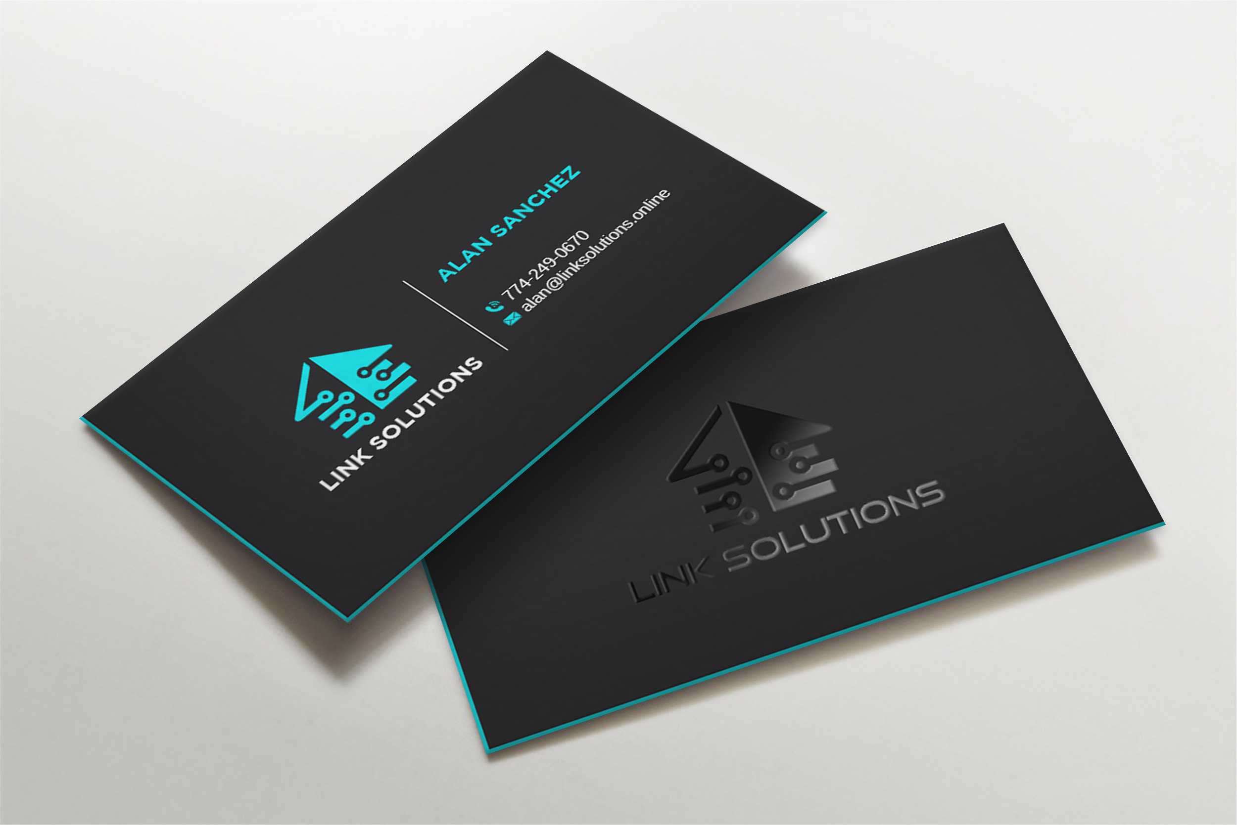 Design de Carte de Visite par LAXMI DESIGNHUB pour Link Solutions  | Design #27820299