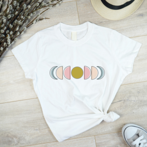 T-Shirt-Design von Briana Rae Designs für dieses Projekt | Design: #27970255