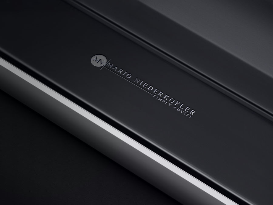 Diseño de Logo por sakib8825 para Mario Bachlechner | Diseño #28170243