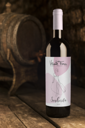 Diseño de Etiqueta por Inaaina para Vicente Faria Vinhos S.A. | Diseño: #28290676