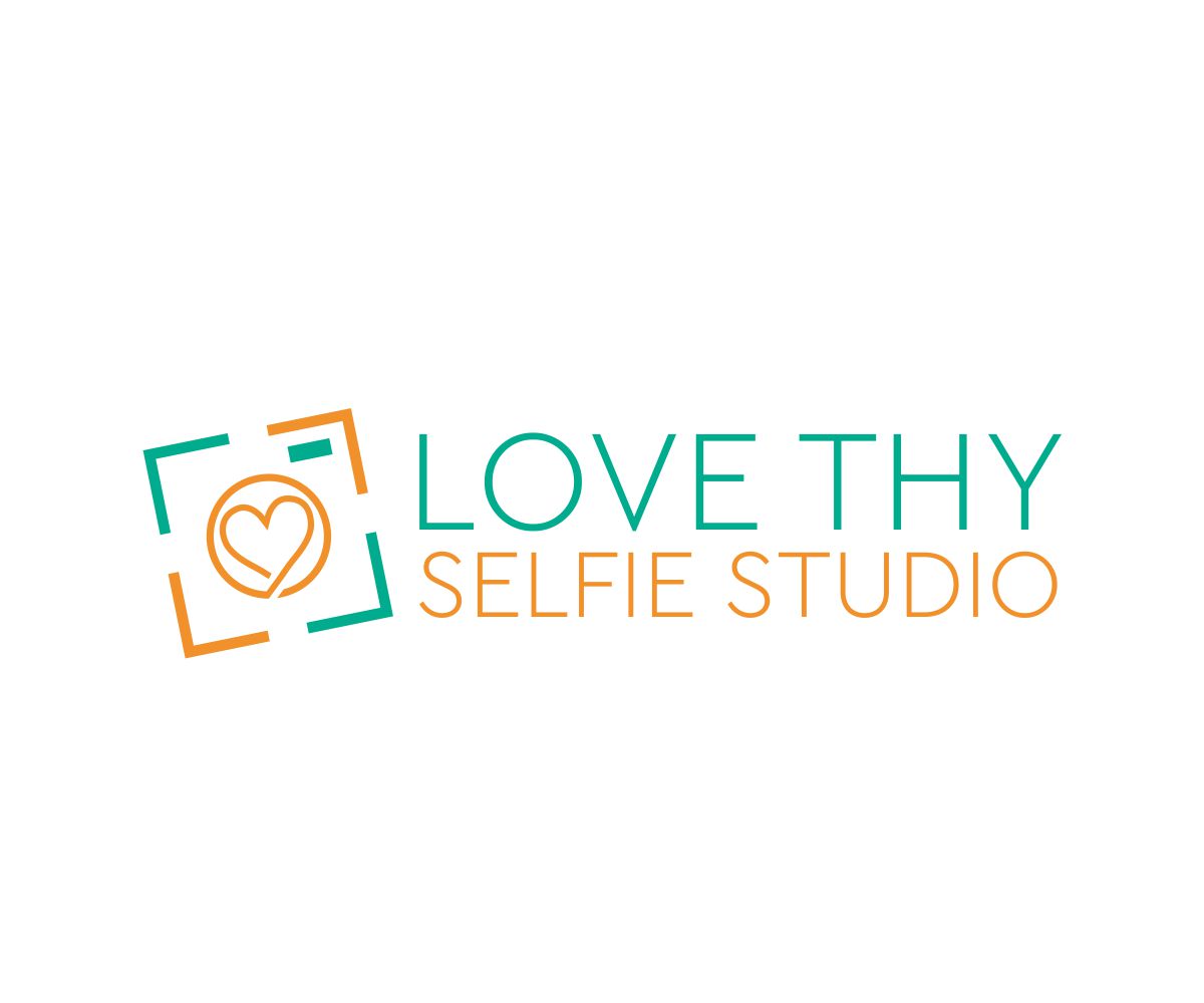 Design de Logo par Thati Designs pour Love Thy Selfie Studio | Design #28443964