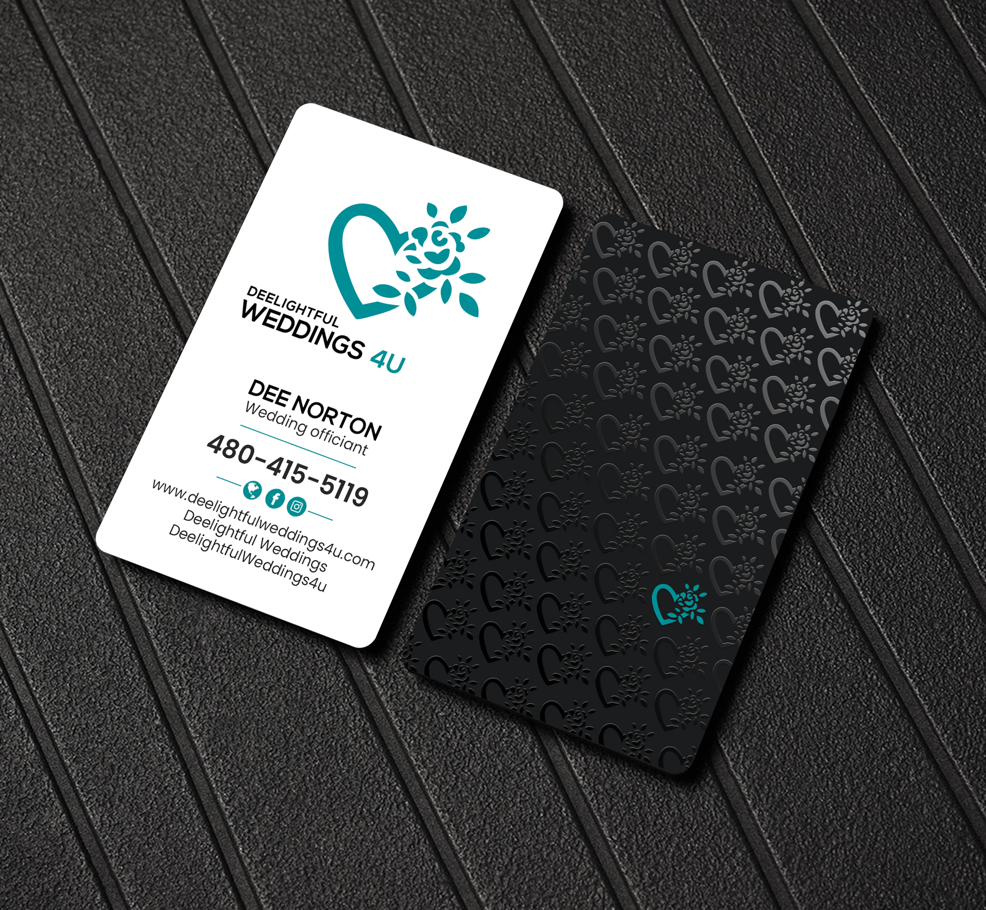 Business Card Design by Creations Box 2015 for Deelightful Weddings | Design #28896011