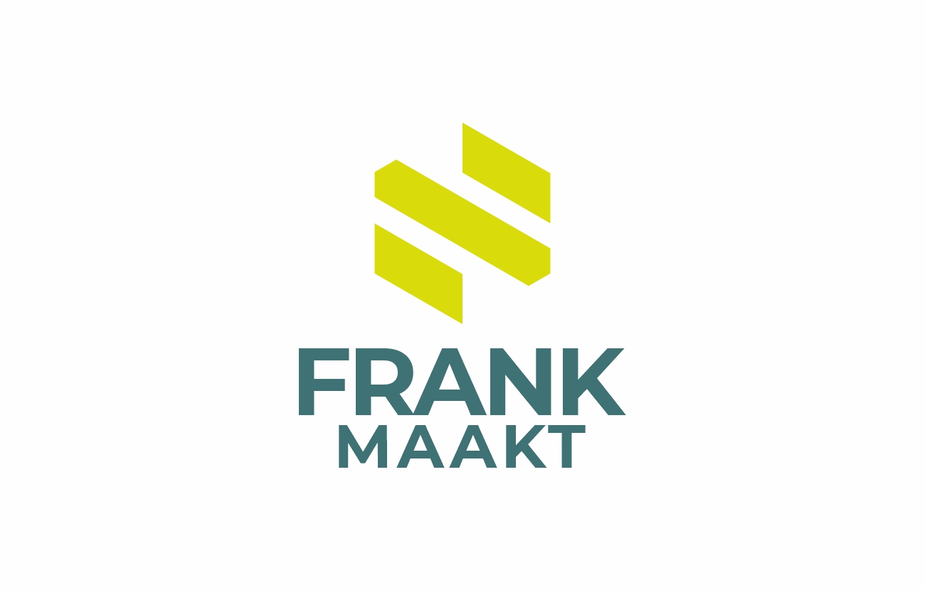 Logo Design by zanto for Marketing by Nomads | Design #29092762