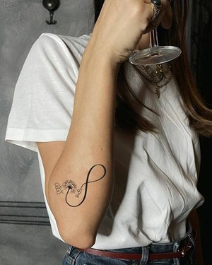 Tattoo Design by A.STUDIO for this project | Design: #29304567