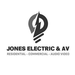 Logo Design by Quyen Ha
