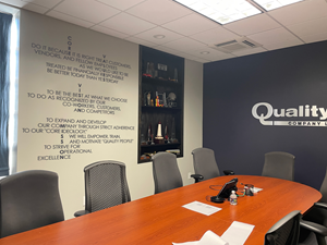 Diseño Gráfico por StromDesignHub para Quality Oil Company | Diseño: #29745832