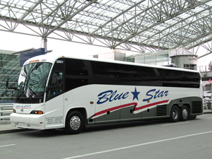Design de Covering de Véhicule par WNP pour Blue Star Charters & Tours, Inc. | Design : #30235794