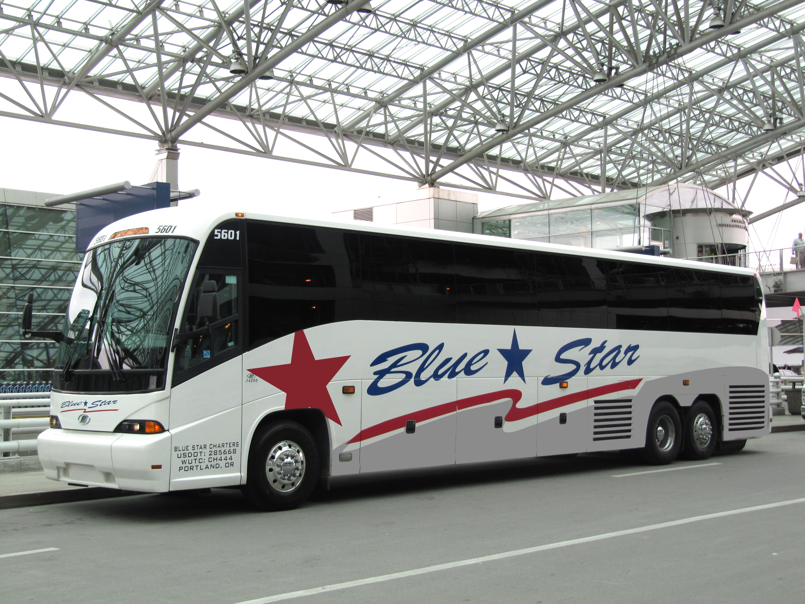 Car Wrap Design by WNP for Blue Star Charters & Tours, Inc. | Design #30235796