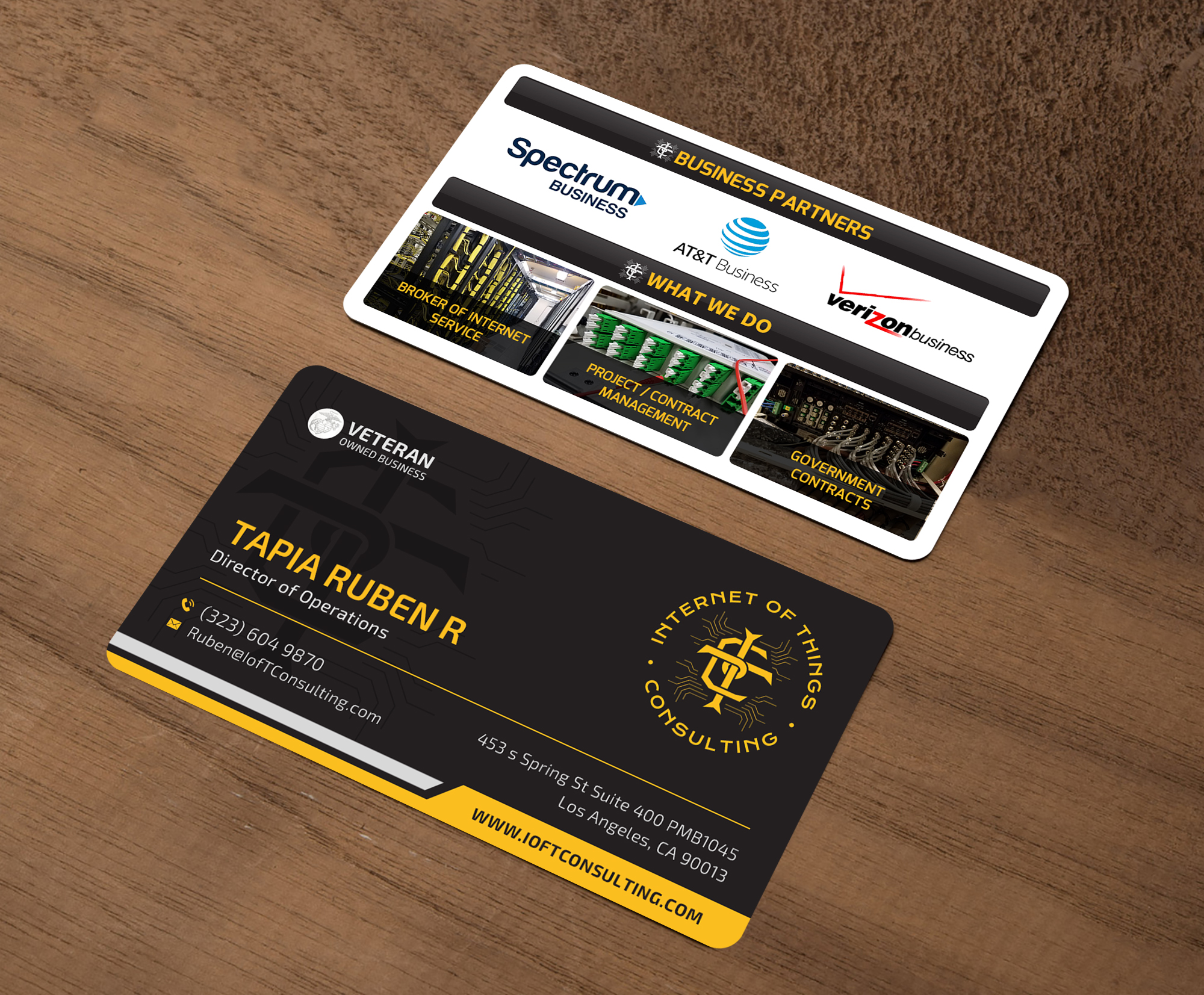 Visitenkarten-Design von Sun Moon Graphic Designer für Internet of Things Consulting | Design #30521881