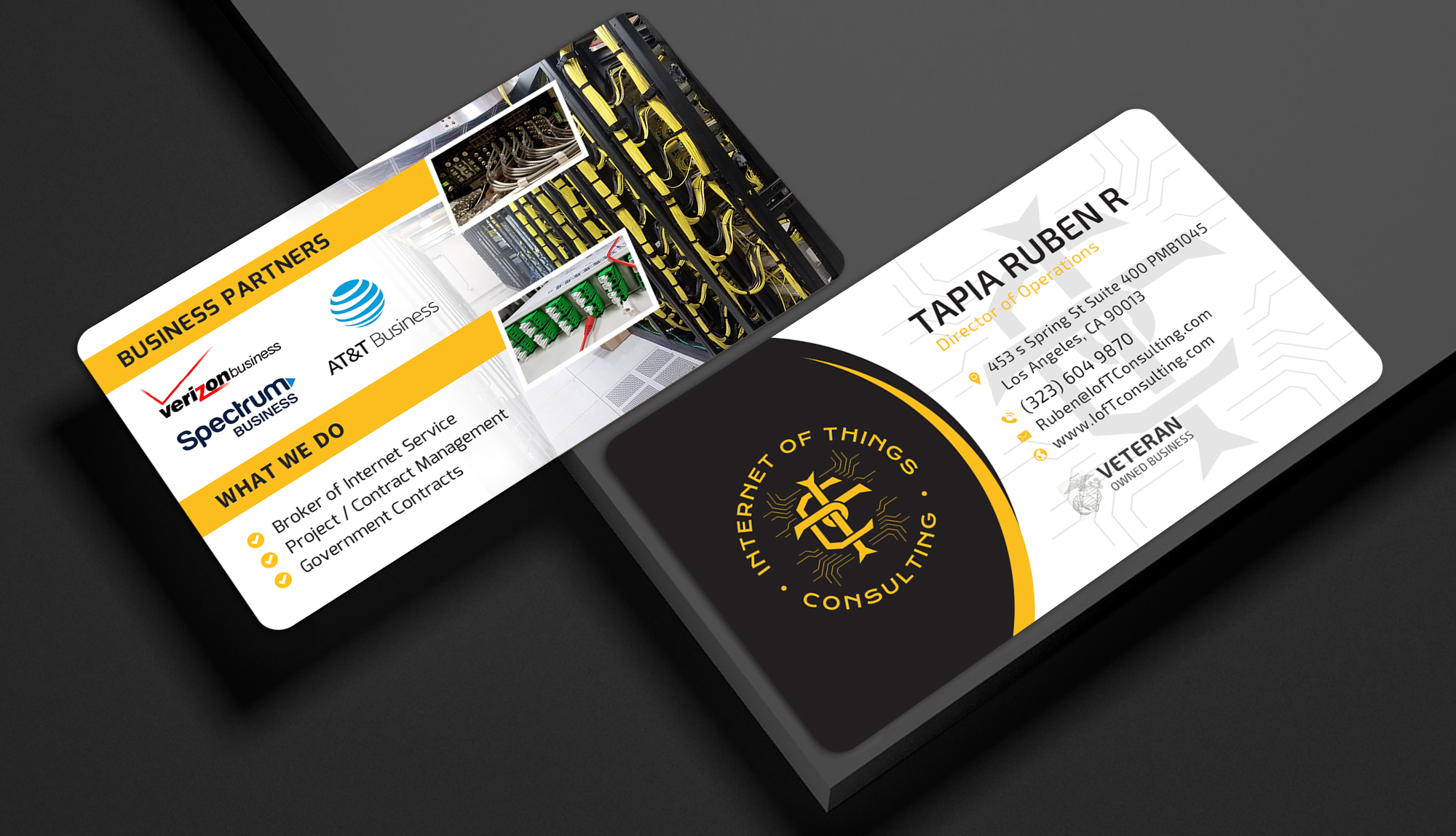 Visitenkarten-Design von Sun Moon Graphic Designer für Internet of Things Consulting | Design #30521889