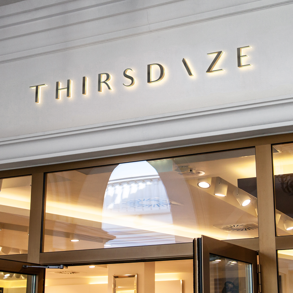 Logo-Design von WeiArts für Thirsdaze Pty Ltd | Design #30546009