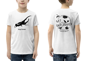 T-Shirt-Design von Tori H. für Hugs & Bugs Club | Design: #30626503