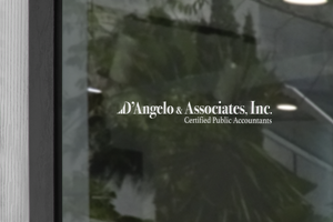 Diseño de Logo por roney camelo para D'Angelo & Associates | Diseño: #31186134