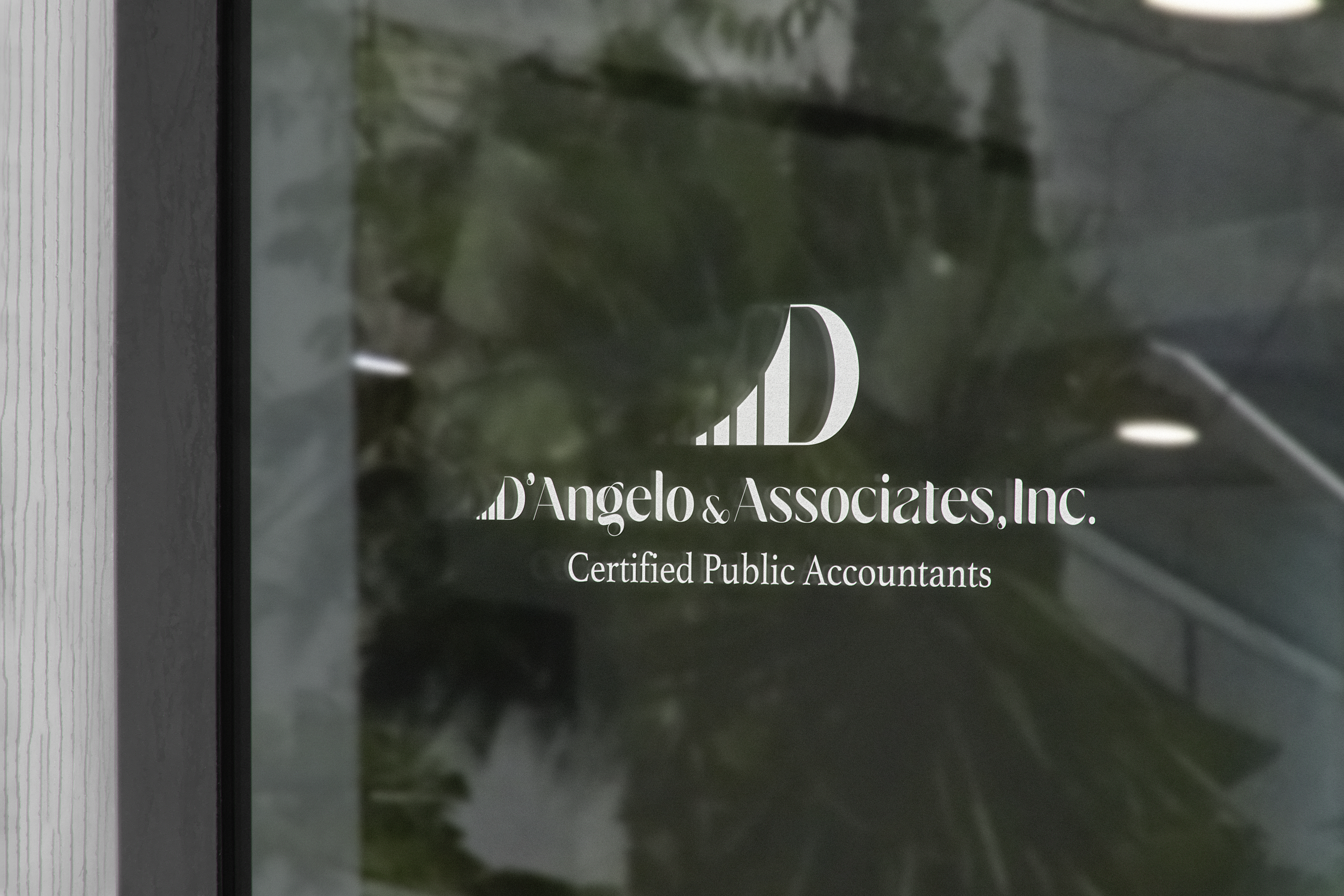 Diseño de Logo por roney camelo para D'Angelo & Associates | Diseño #31186135