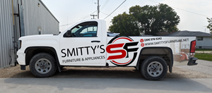 Diseño de Rotulación de Vehículo por Kira Graphics para este proyecto | Diseño: #31309982