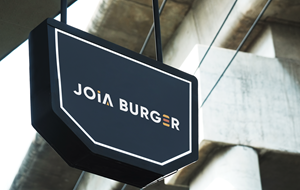 Logo Design by khadiga90 for Joia Burger | Design: #31700268