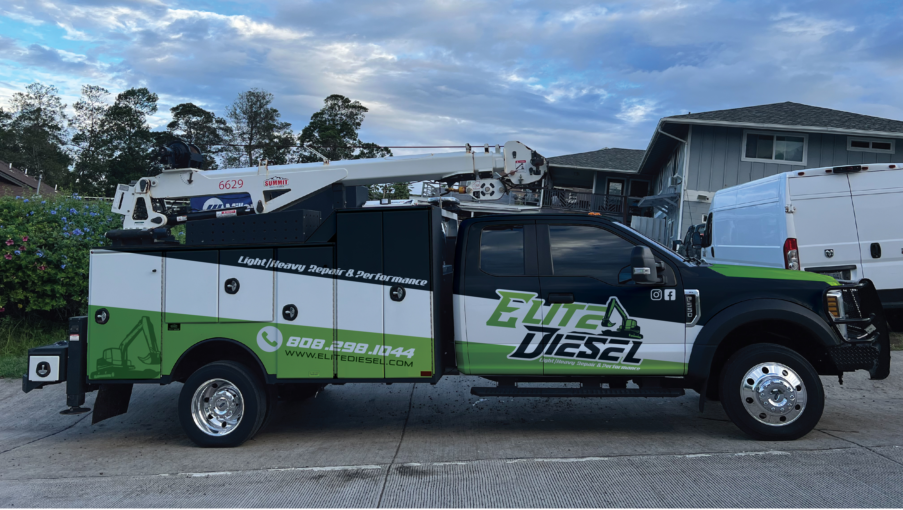 Car Wrap Design by FAIZ HAIQAL for this project | Design #31865772