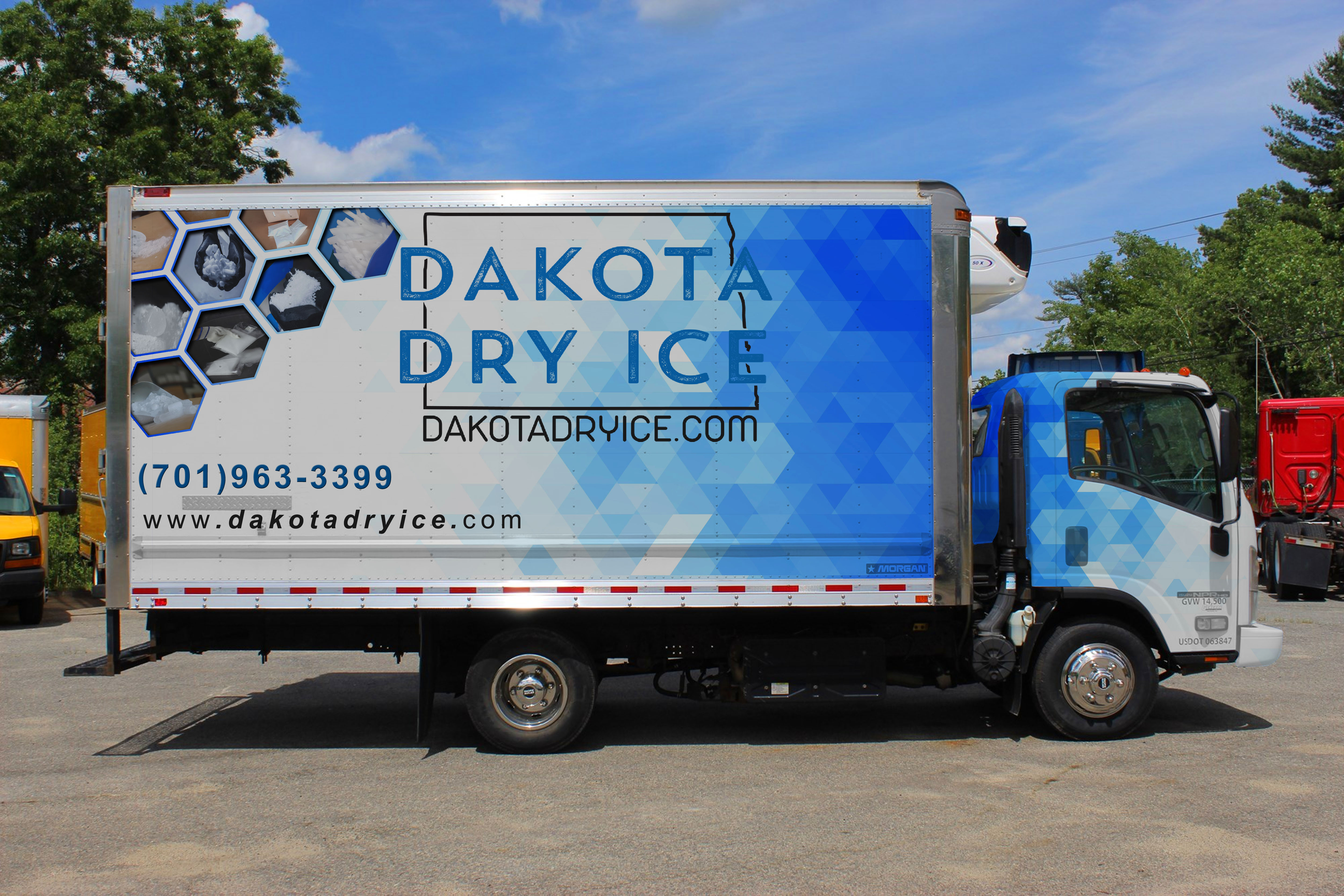 Car Wrap Design by Virgy priatna putra for this project | Design #32024357