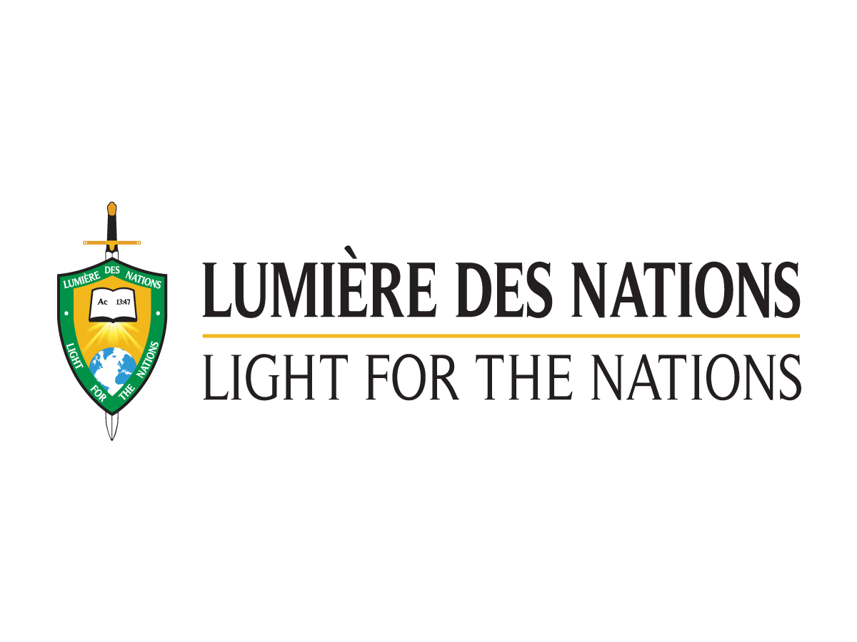 Logo-Design von Reverie Studio für Centre Chrétien Lumiere des Nations | Design #3178265