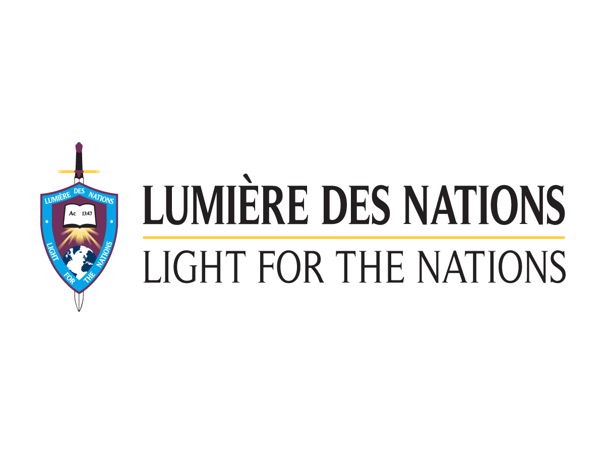Logo-Design von Reverie Studio für Centre Chrétien Lumiere des Nations | Design #3178297