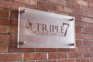 Diseño de Logo por sachin95 para Triple 7 Guide Service | Diseño: #32673519