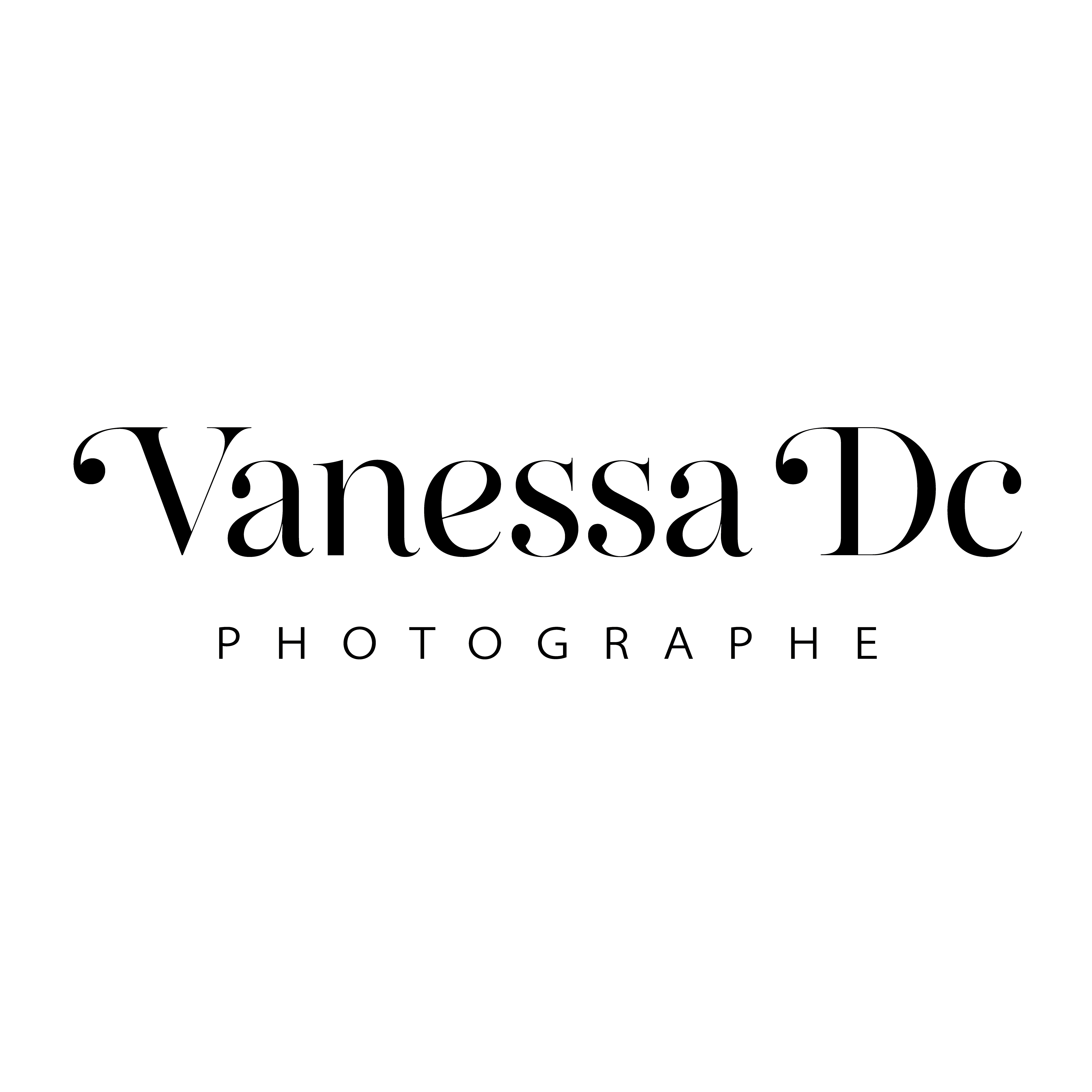 Diseño de Logo por Hafsa Khan para Vanessa DC Photographe | Diseño #32690962