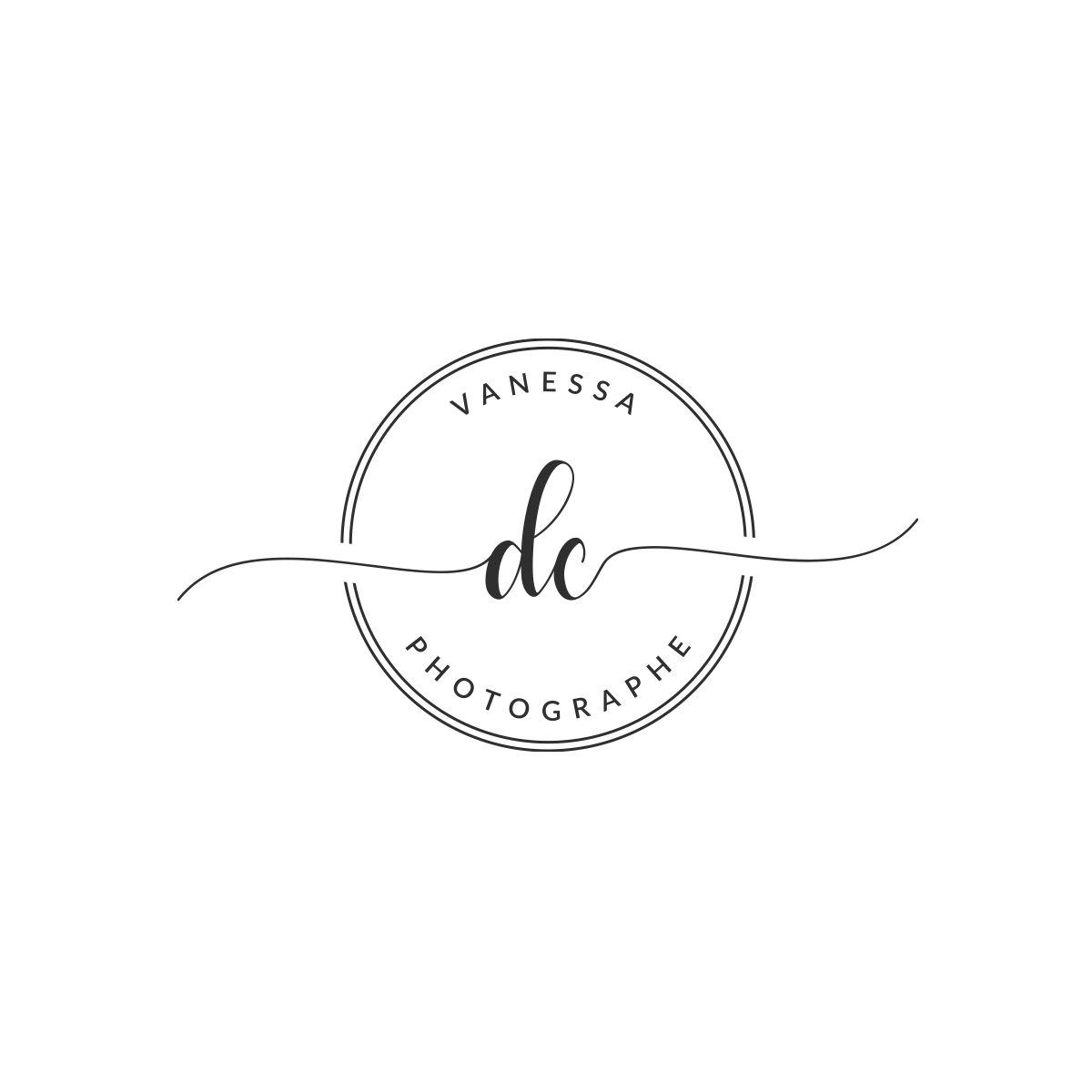 Logo Design by Kreative Destiny for Vanessa DC Photographe | Design #32690956