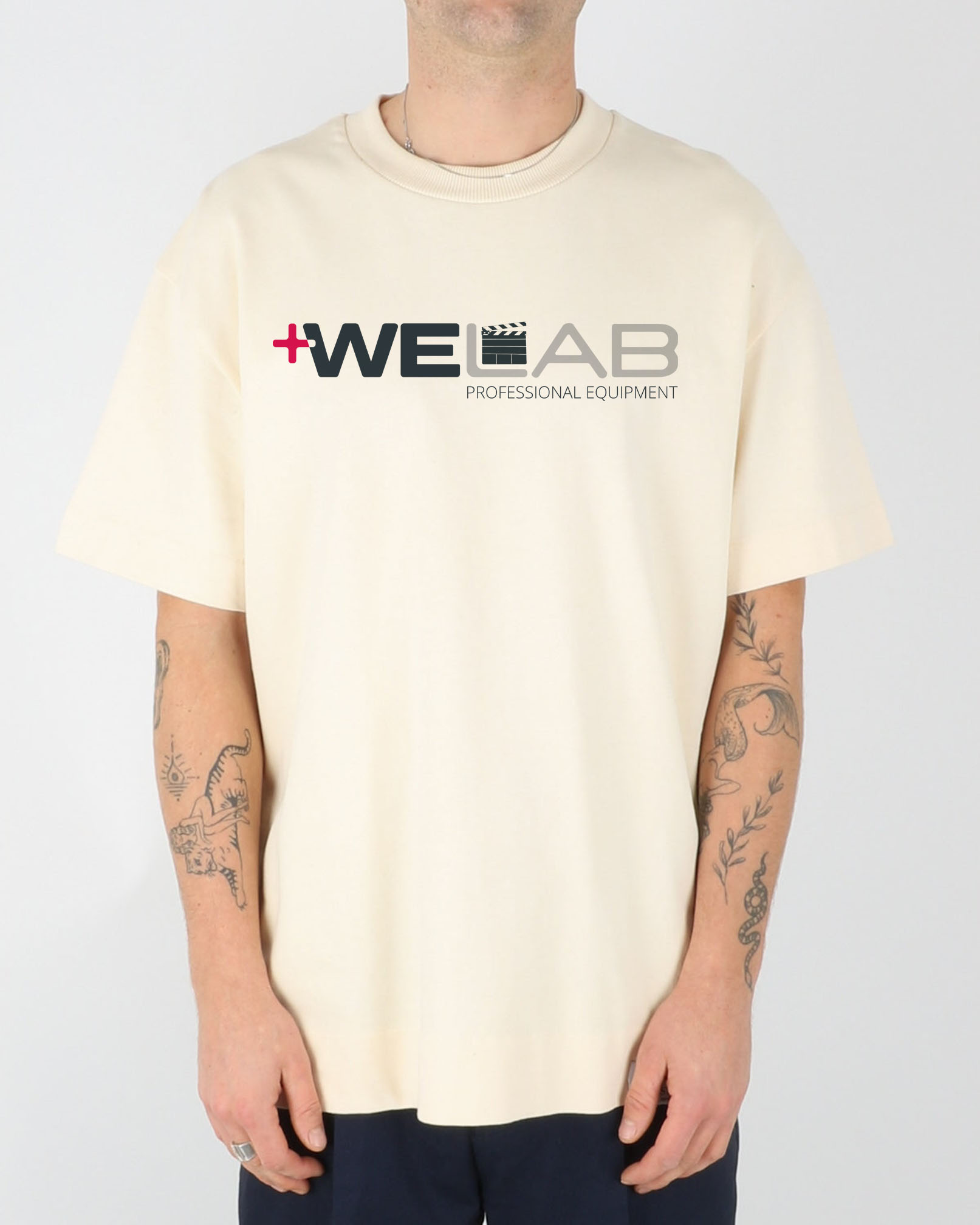 T-shirt Design by O_O NIZAL O_O for Welab Professional Equipment SL | Design #32812026