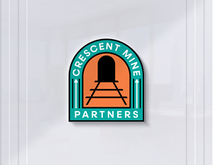 Design de Logo par loveqis pour Crescent Mine Parters | Design : #33112501
