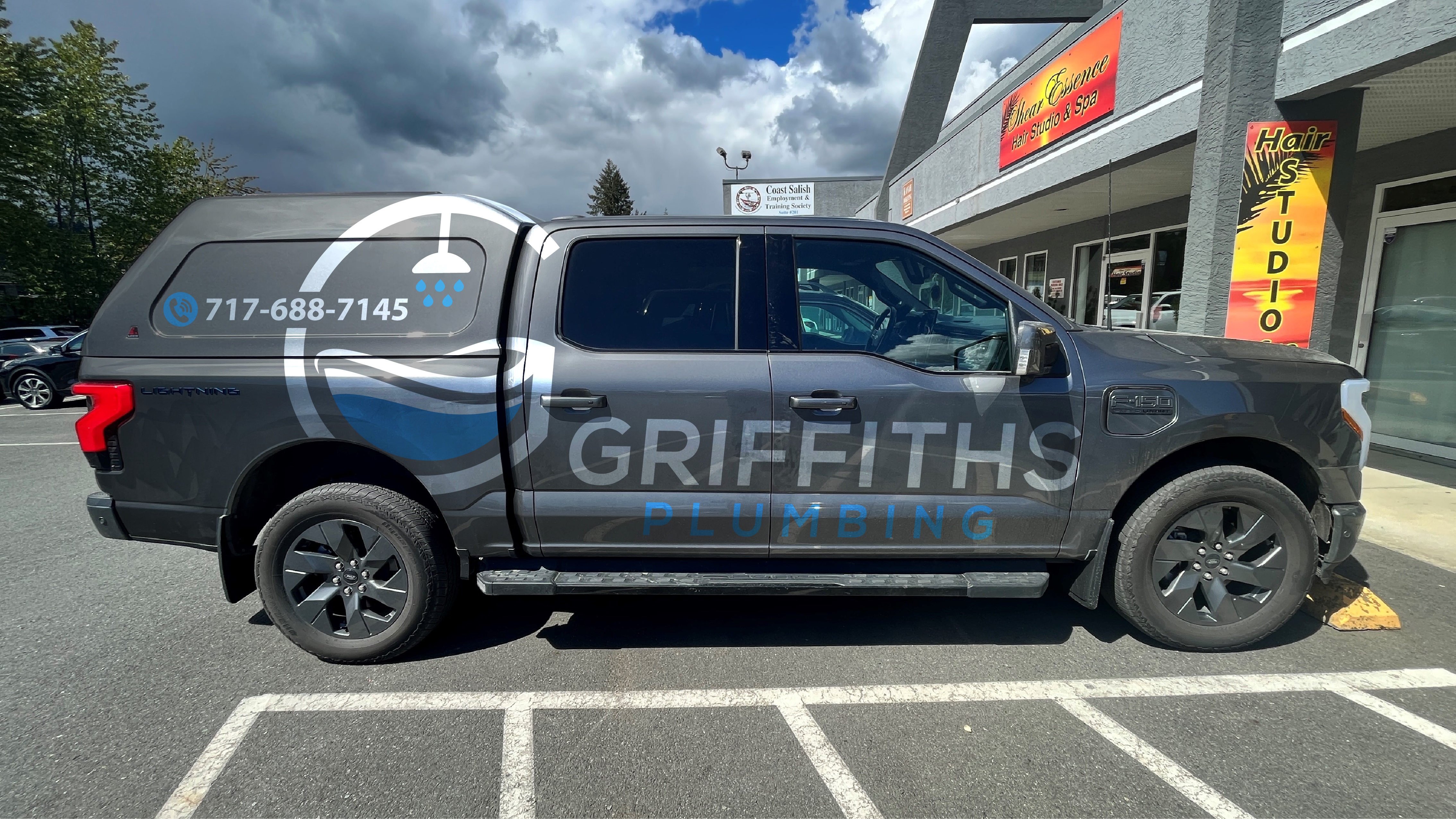 Car Wrap Design by Kira Graphics for this project | Design #33191664
