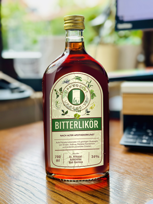 Label Design by Giovanni for St. Nikolai Apotheke | Design: #33357181