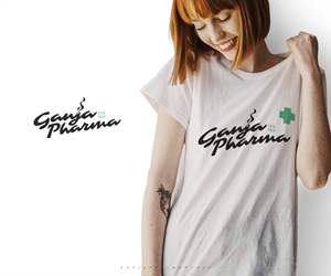 Diseño de Logo por GBDESIGN para Kwanzaa Crawl LLC | Diseño: #33347180