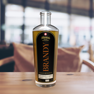 Design Graphique par Vyacheslav65 pour Macardo Swiss Distillery | Design #33998376