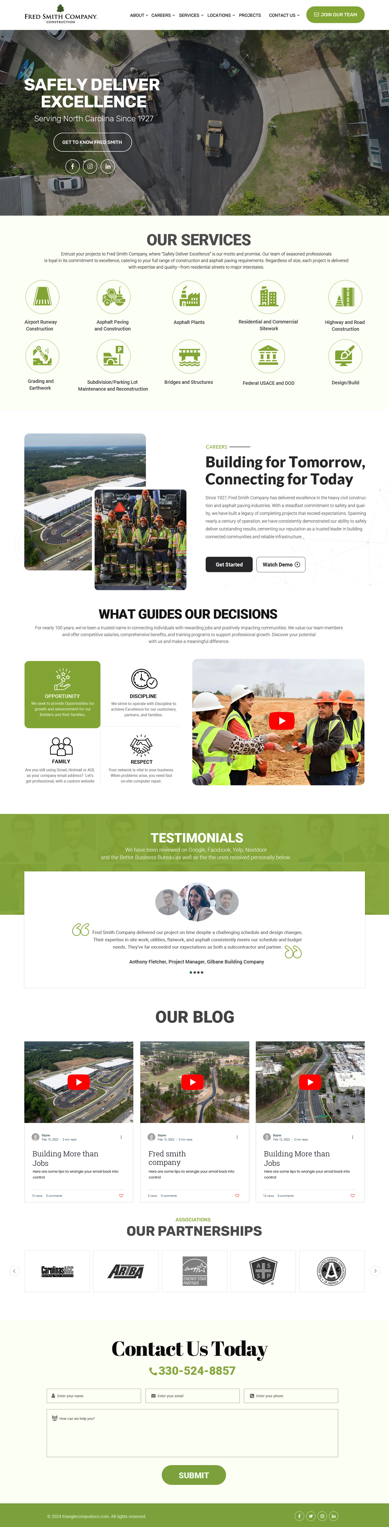Web Design par Dream Logo Design pour Triangle CompuDocs | Design #34384666
