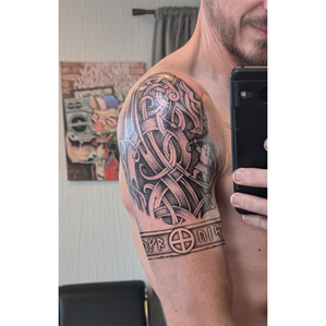 Diseño de Tatuaje por Fortunate Studio para este proyecto | Diseño: #34667308