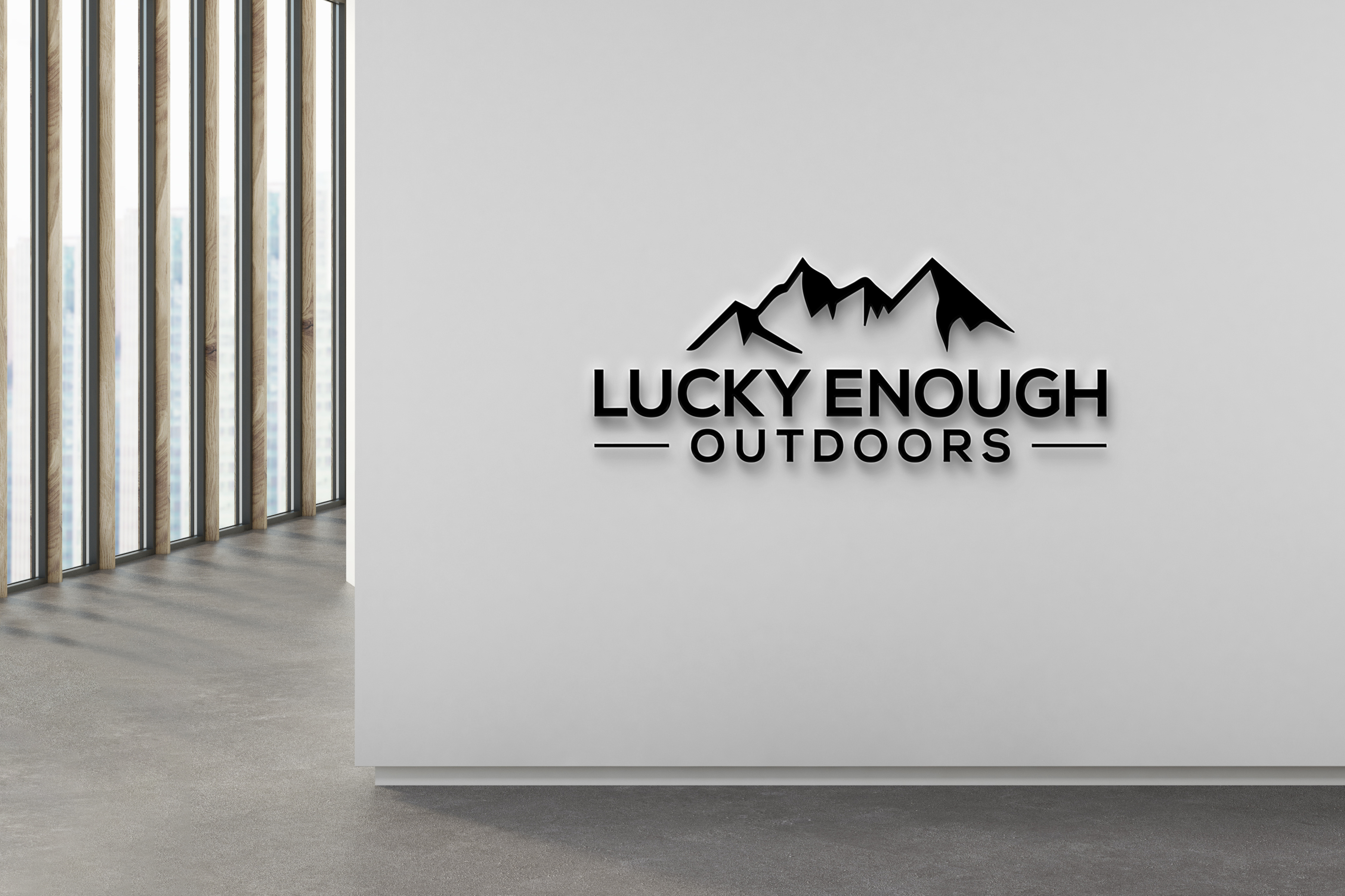 Design de Logo par Majesty Design  pour Lucky Enough Outdoors | Design #34700415