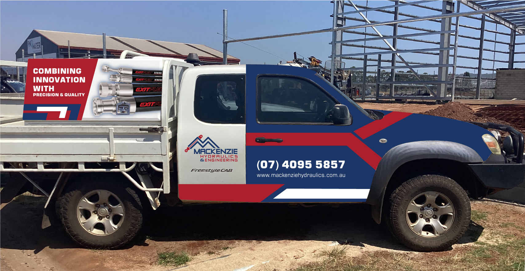 Diseño de Rotulación de Vehículo por YourLogoMaster para FNQ Signs & Wraps | Diseño #35022242