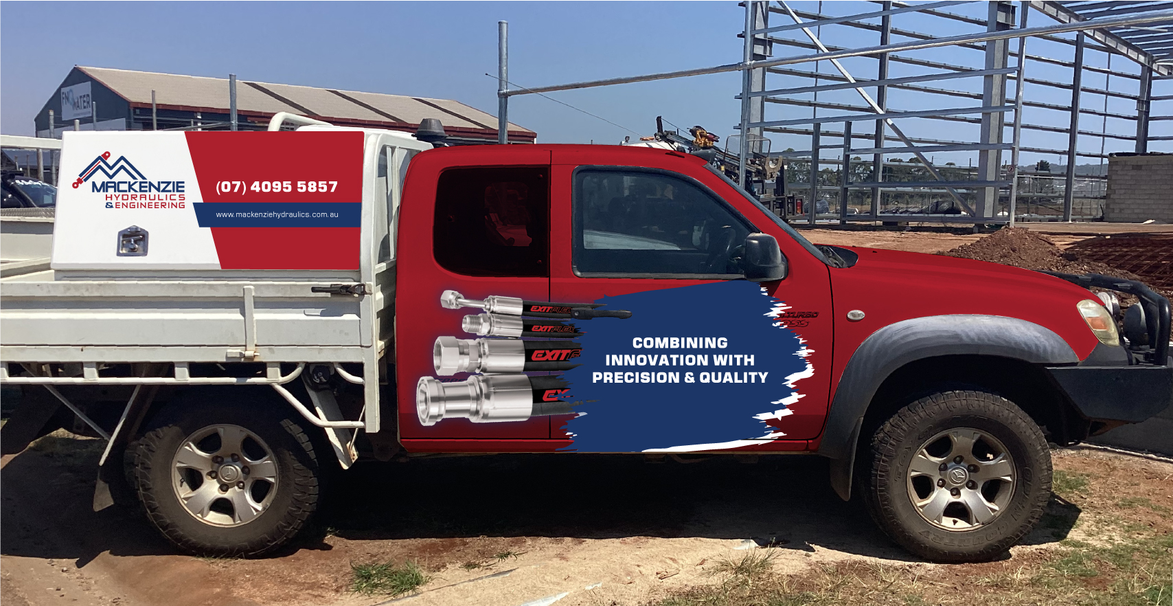 Diseño de Rotulación de Vehículo por YourLogoMaster para FNQ Signs & Wraps | Diseño #35022243