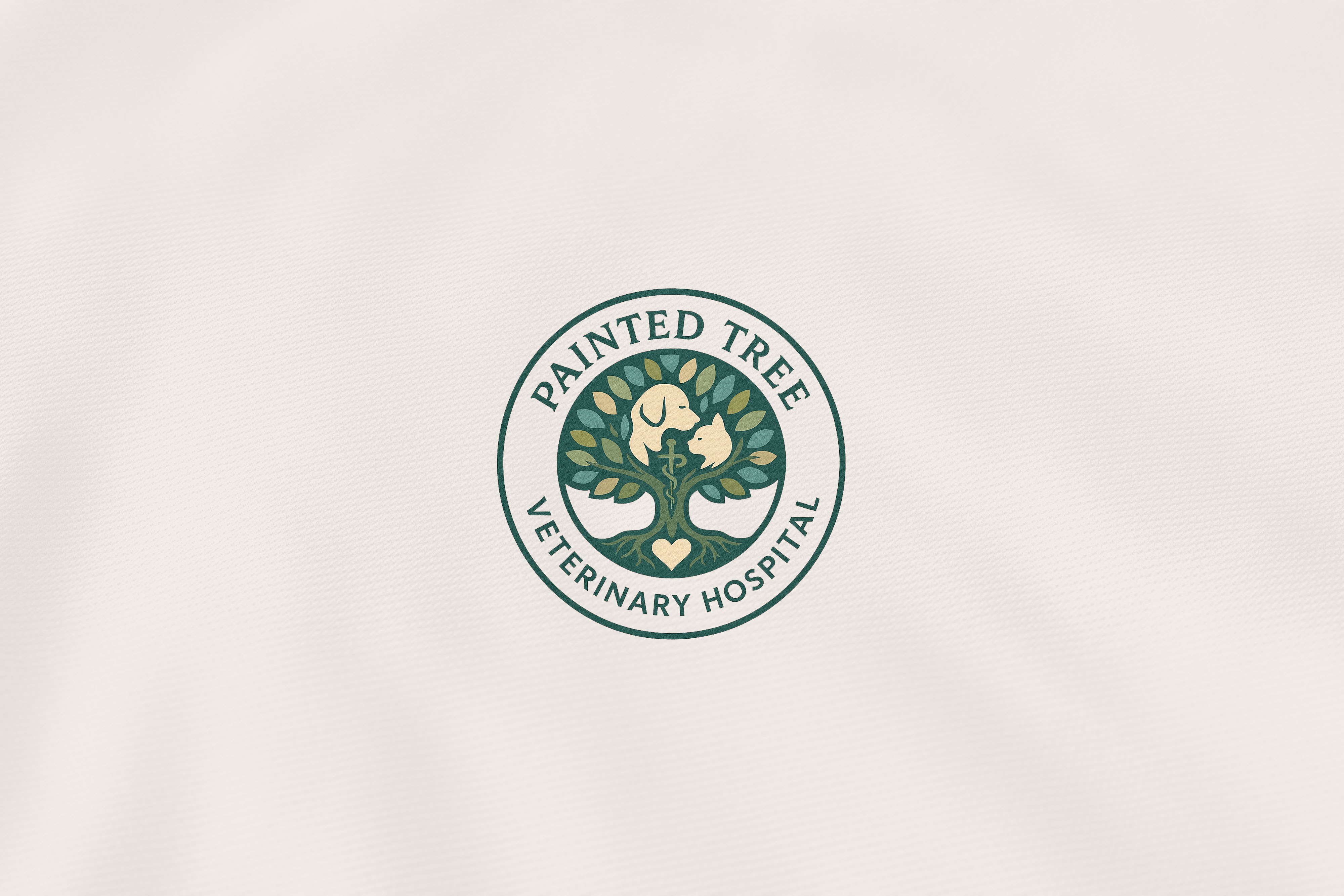 Design de Logo par Art Freak pour Painted Tree Veterinary Hospital | Design #35276899