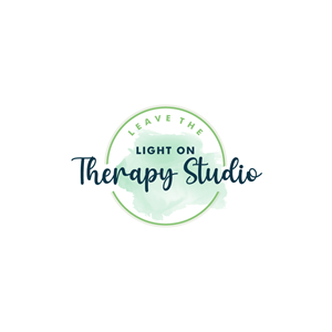 Diseño de Logo por Krold IT Solutions para Leave the Light On Therapy Studio | Diseño: #35440603