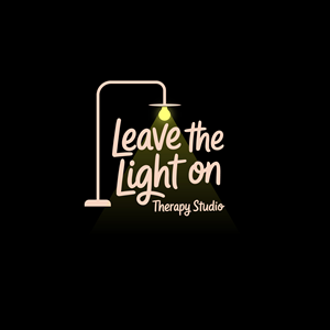 Design de Logo par Amaira,s Creation pour Leave the Light On Therapy Studio | Design : #35434285