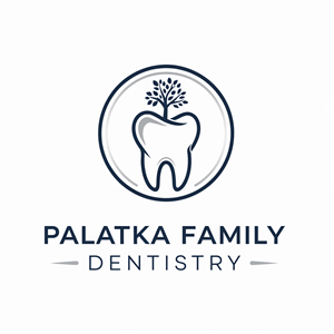 Logo-Design von Shariqology für Palatka Family Dentistry | Design: #35481730