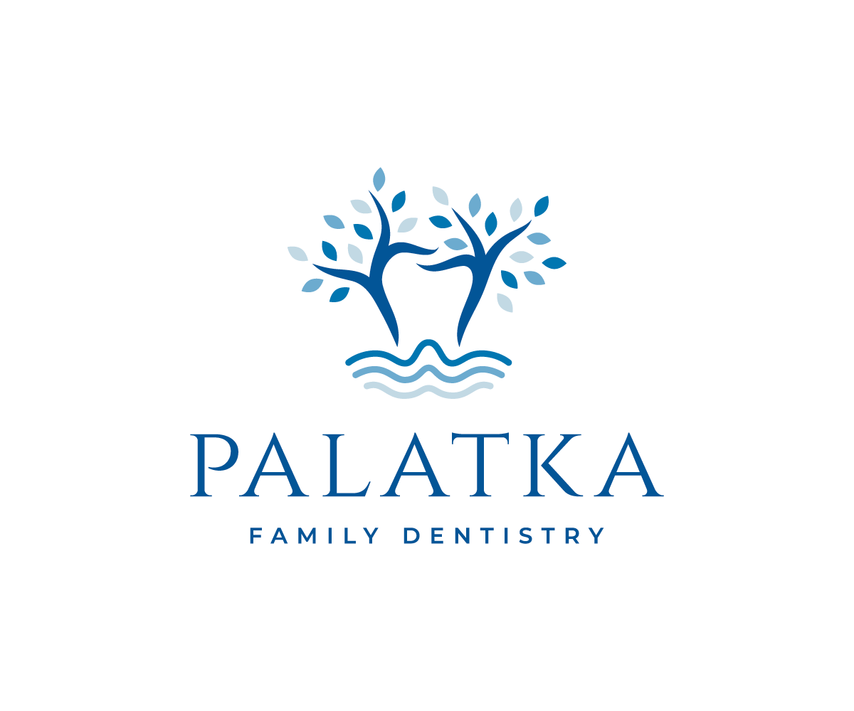 Diseño de Logo por HoliHop para Palatka Family Dentistry | Diseño #35487544