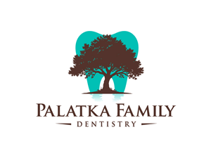 Design de Logo par Dream Logo Design pour Palatka Family Dentistry | Design : #35489192