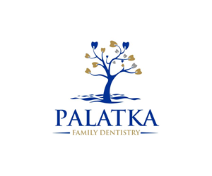 Design de Logo par creativea pour Palatka Family Dentistry | Design #35499453