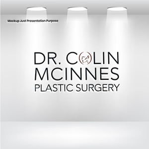 Diseño de Logo por VectorForge para Dr. McInnes Plastic Surgery | Diseño: #35602430