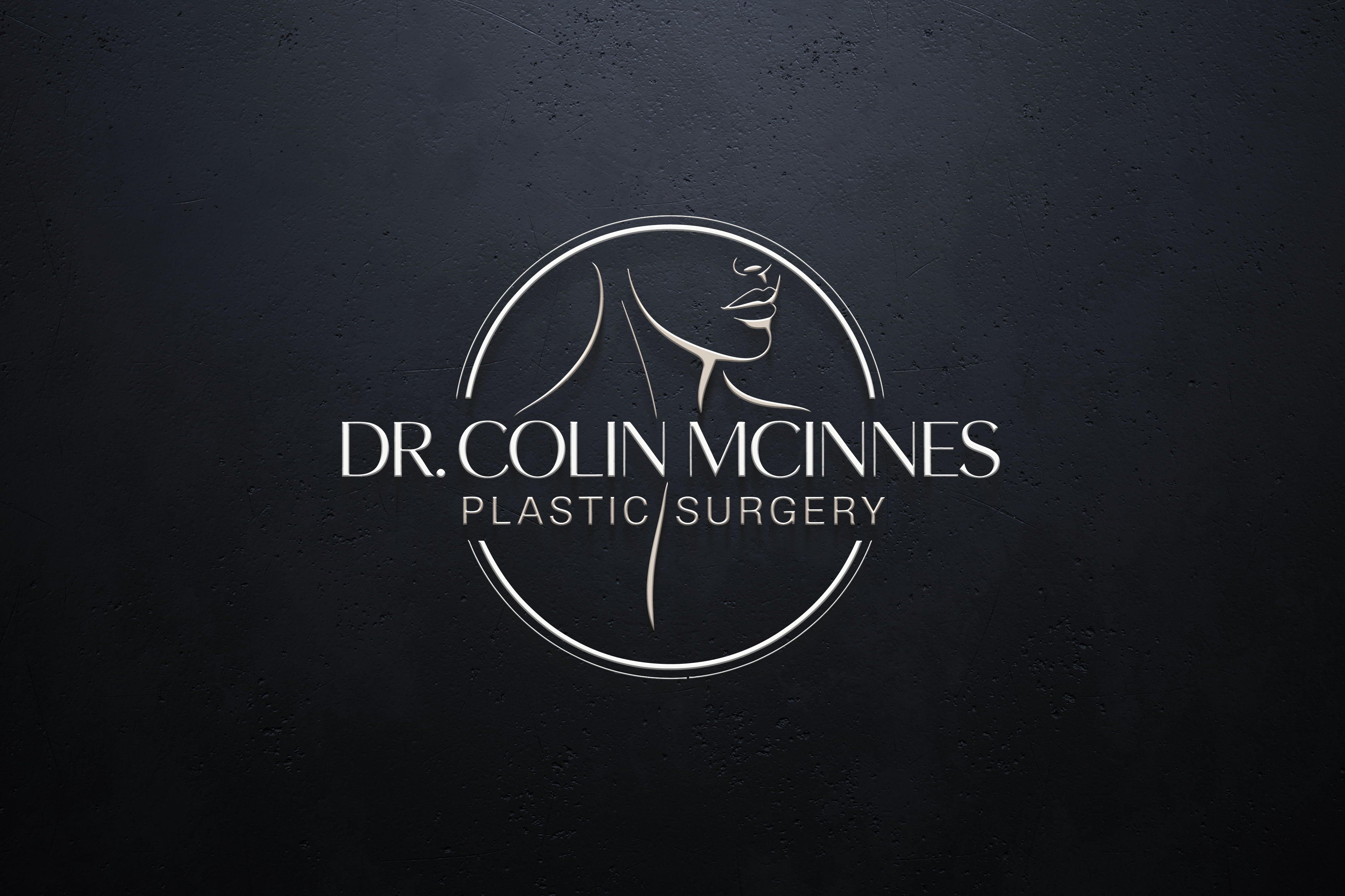 Design de Logo par Robi-The Child pour Dr. McInnes Plastic Surgery | Design #35607875