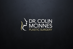 Diseño de Logo por Robi-The Child para Dr. McInnes Plastic Surgery | Diseño: #35607890