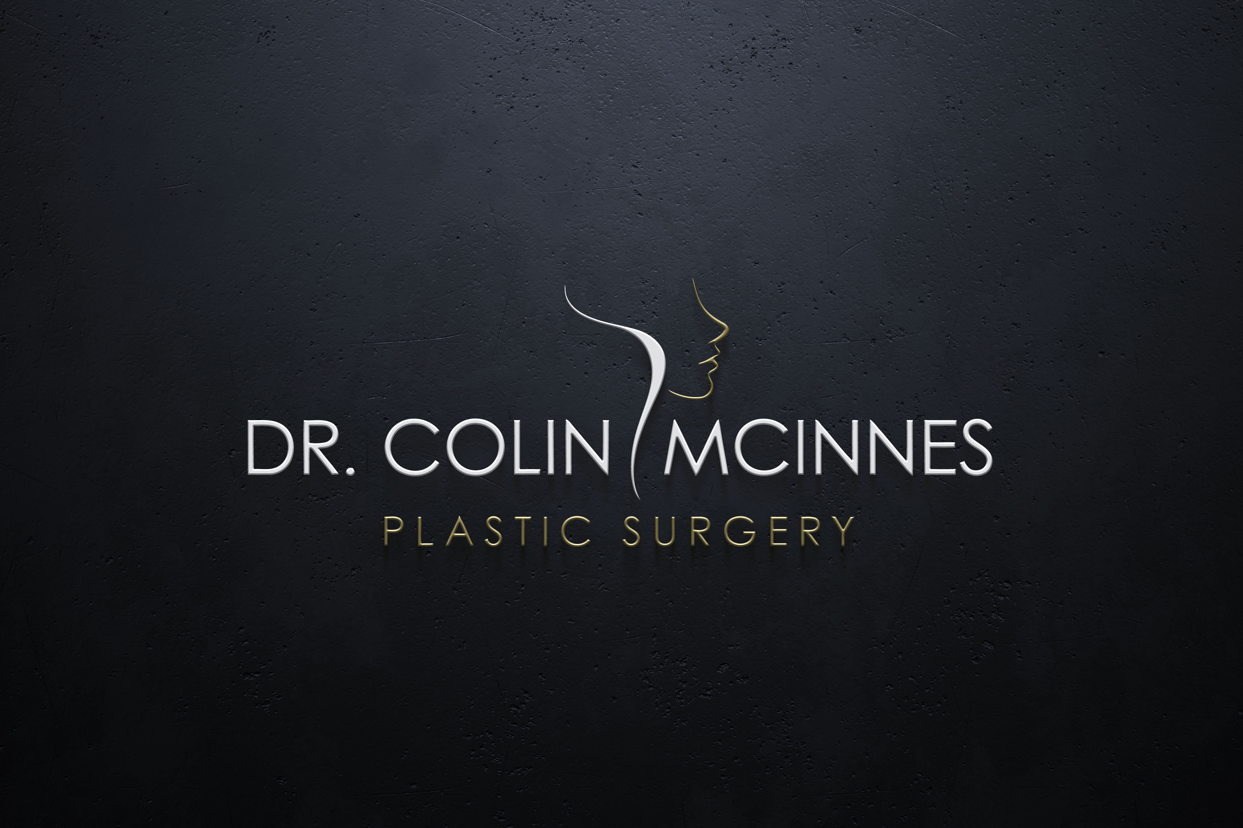 Diseño de Logo por Robi-The Child para Dr. McInnes Plastic Surgery | Diseño #35608186